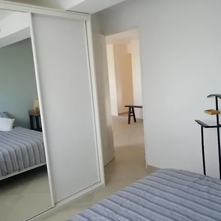 Aqui Siem Ben Apartment