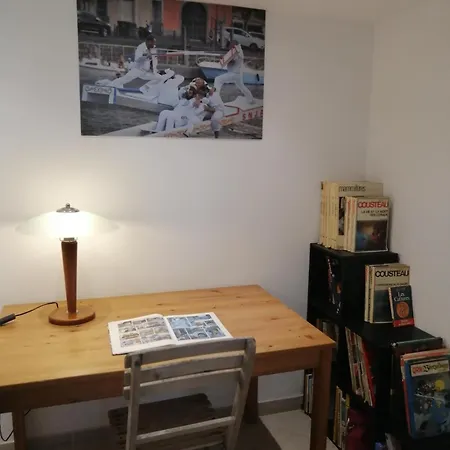 Aqui Siem Ben Lägenhet *