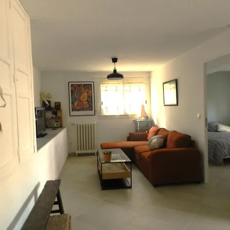 Aqui Siem Ben Apartment *