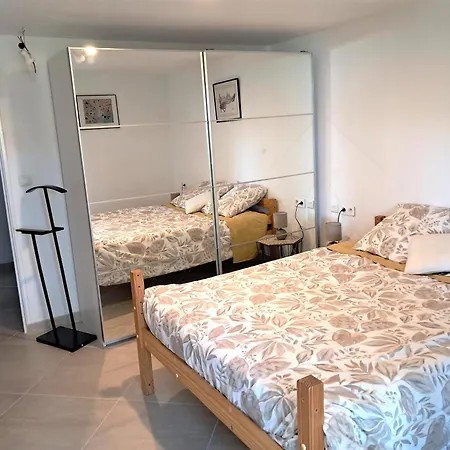 Aqui Siem Ben Apartment *